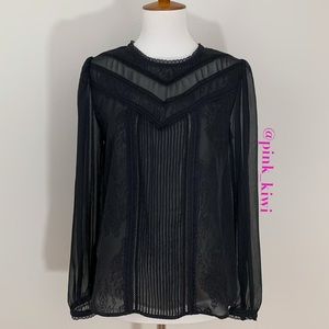 ⬇️REDUCED❗️Alice + Olivia Dayna Lace Inset Blouse